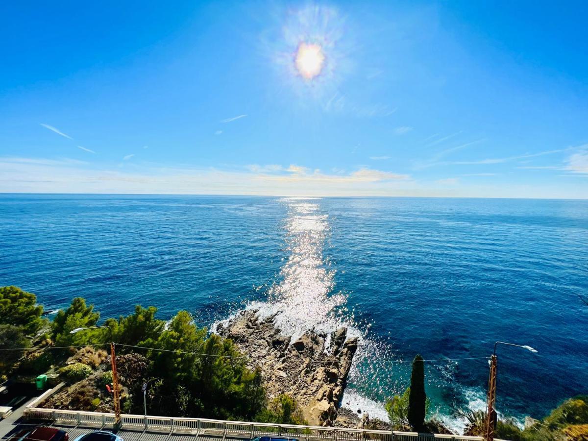Suite Sunset 22 - Fronte Mare 산레모 외부 사진