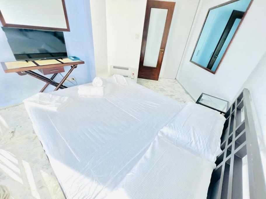 Suite Sunset 22 - Fronte Mare 산레모 외부 사진