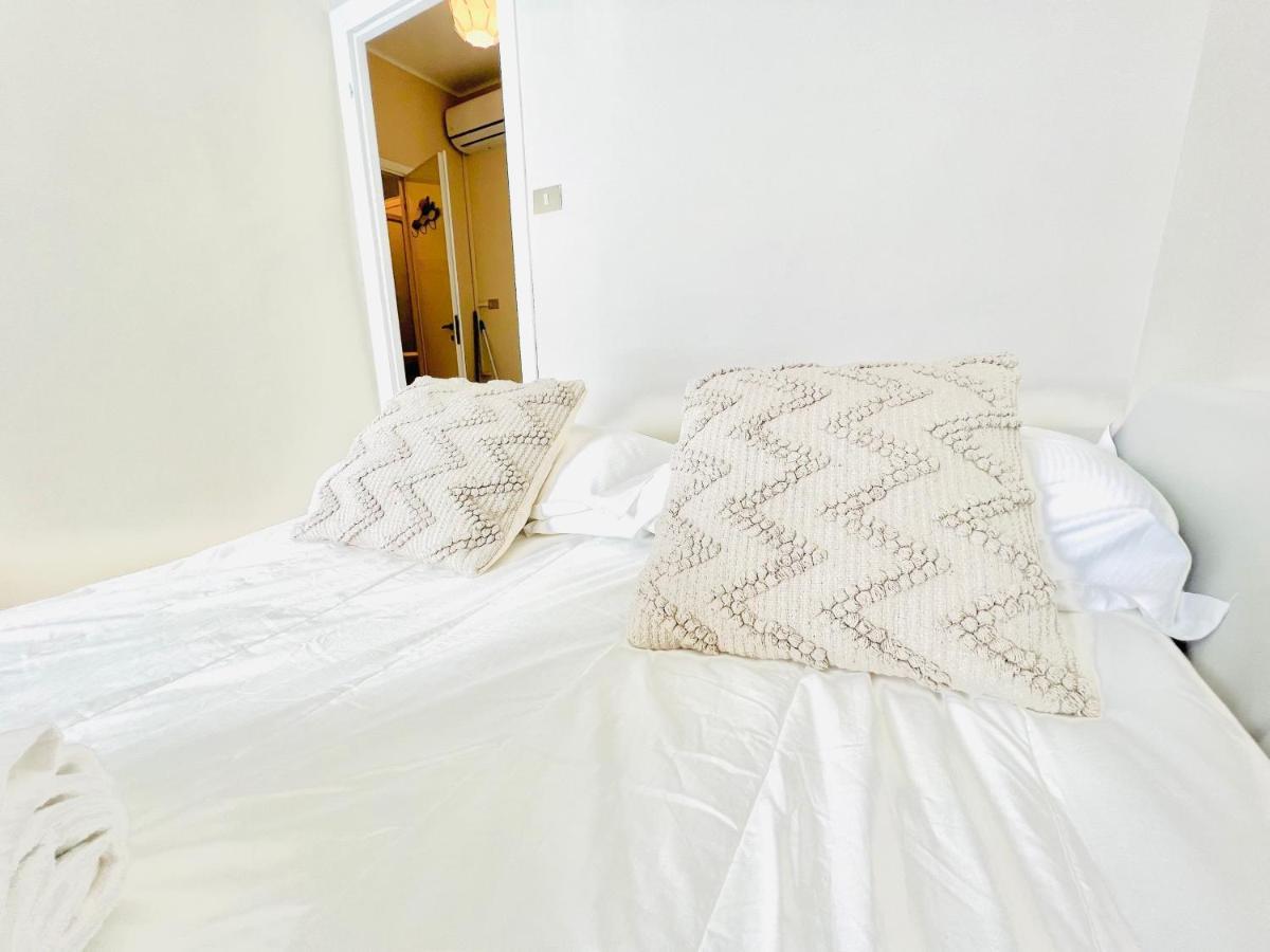 Suite Sunset 22 - Fronte Mare 산레모 외부 사진
